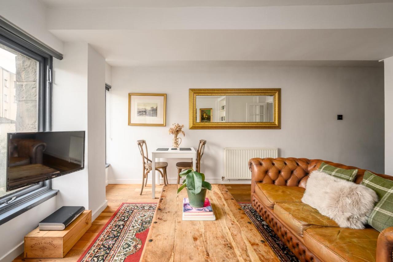 The Riverside Hideaway - Stockbridge Эдинбург Экстерьер фото